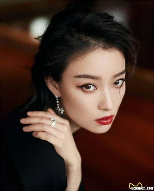 猫咪能有什么坏心眼呢？只不过是抢我的钱罢了