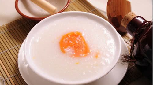 小狗突然便秘了怎么快速解决?处理便秘没有秘籍,注意三大方法