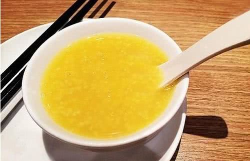 狗狗便秘会拉血吗
