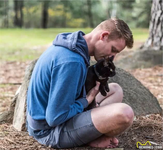 带猫咪旅行是一种怎样的感受？掌握这些技巧国庆假期猫咪陪你出游