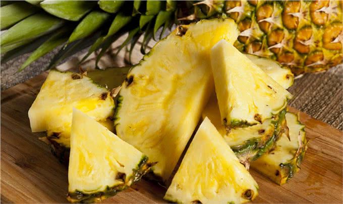 狗狗也可以吃水果，但是这5种水果千万要小心，正确选择很重要!