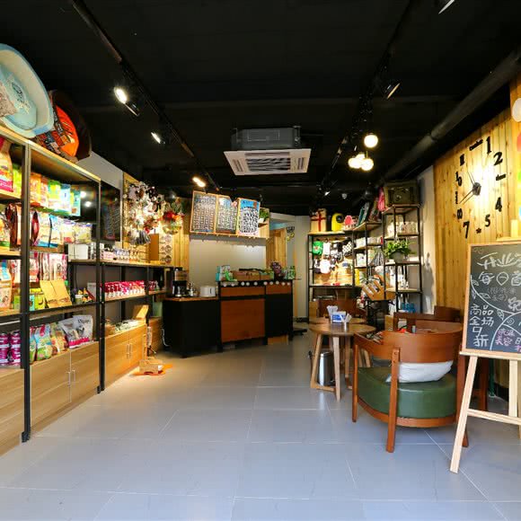 多莉的下午茶宠物店:青岛市市南区