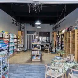 趣百狗狗生活馆:青岛市城阳区