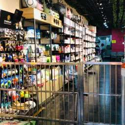 萌特宠物生活馆:北京城区丰台区青塔附近