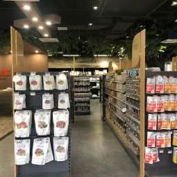 宠物世家(协信星光广场店):上海城区静安区市北工业园/汶水路附近