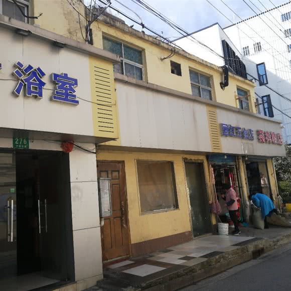 猫狗粮店:上海城区静安区西藏北路/中兴路附近