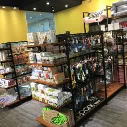 喜芮宠物生活馆(新村路总店):上海城区普陀区大华地区附近