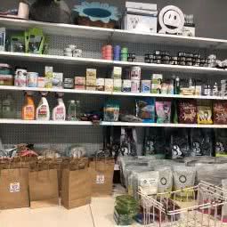 宠me宠物生活馆(三门路店):上海城区虹口区凉城/江湾镇附近