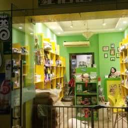 猫小姐狗先生宠物生活馆:上海城区闵行区七宝附近