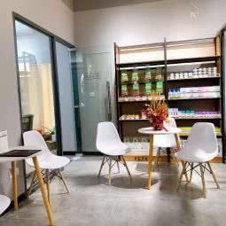 PETKIT小佩宠物(北江燕路店):上海城区闵行区浦江镇附近