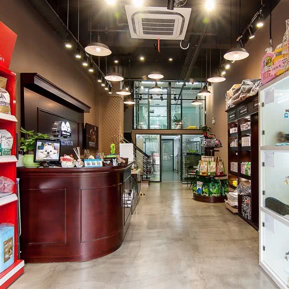 逗叮屋宠物生活馆(五洲大道店):上海城区浦东新区高行附近