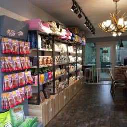 宠皇室宠物生活馆:南京市六合区雄州附近