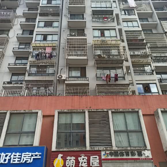 萌宠屋:无锡市锡山区荡口古镇风景区附近