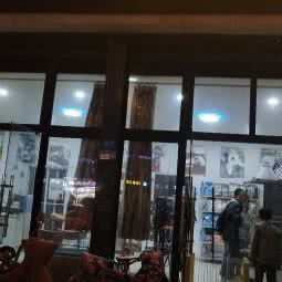 千寻宠物生活馆:南通市崇川区文峰附近