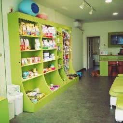 瑞欧宠物狗生活馆:杭州市钱塘区和达东东城附近