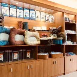 铲屎官猫咪生活馆:厦门市海沧区海沧商业圈附近