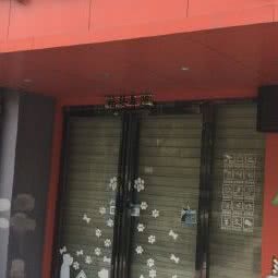 单身汪宠物生活馆(解放西路店):南昌市青云谱区龙王庙附近