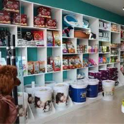 宠尚犬舍生活馆:信阳市平桥区百花会展中心/市政府附近