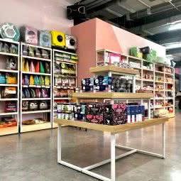 小跟班宠物生活馆:武汉市硚口区古田路附近