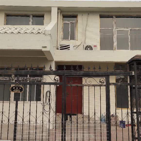 八仟家别墅宠物寄养:天津城区西青区中北镇附近