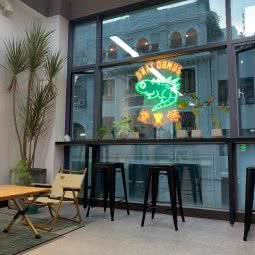 珍宝堂·潮玩:广州市越秀区北京路商业区附近