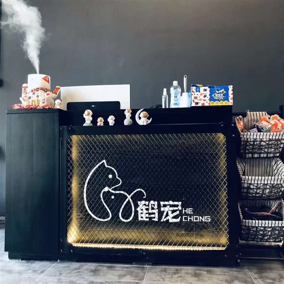 鹤宠宠物生活馆(普君新城店):佛山市禅城区普君新城/市政府附近