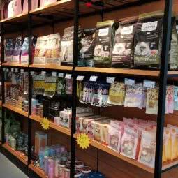 喵宠狗狗会所:重庆城区巴南区龙洲湾附近