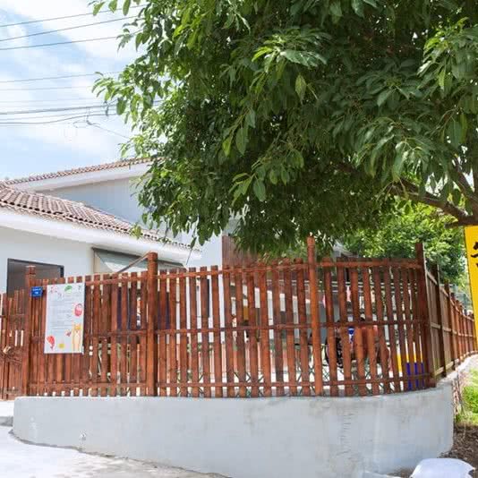 柴座宠物寄养&训练学校:成都市锦江区川师大菊园一条路附近