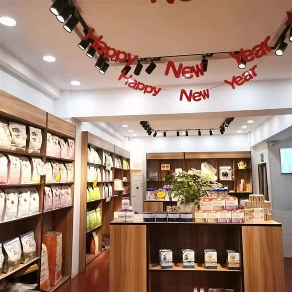 小墨和它:六盘水市钟山区钟山区政府附近