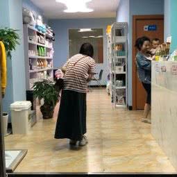 康德宠物诊所:昆明市盘龙区云南农业大学附近