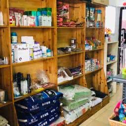 绿草地宠物:西安市碑林区南二环东段附近