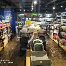 小兵爱宠基地:乌鲁木齐市天山区红山路附近